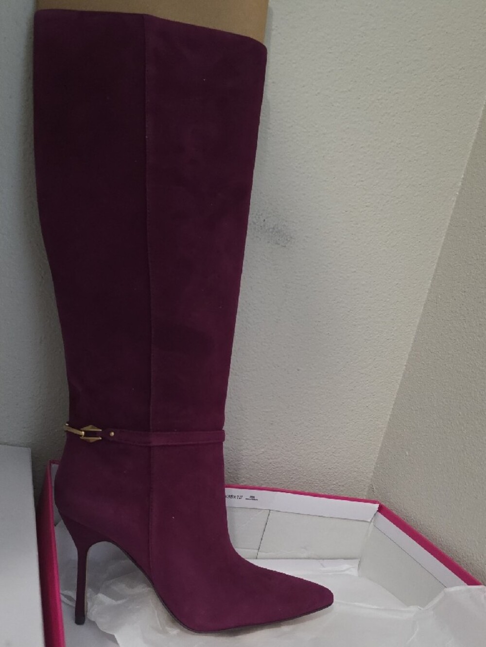 Vince Camuto Burgundy Suede Knee-High Pointed-Toe Stiletto Boot Size 7.5 M - Picture 6 of 10
